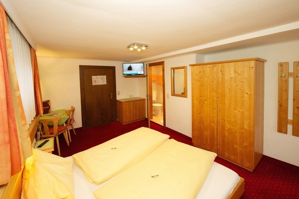 Pension Alpenrose Zell am See Exterior photo